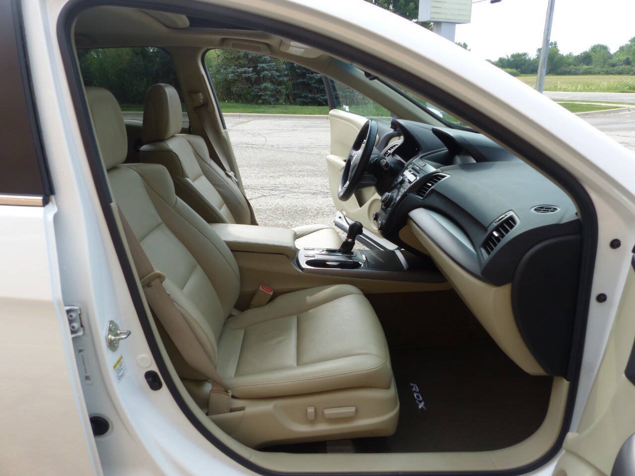Used 2015 Acura RDX w/ Technology Package AWD/4WD image 50