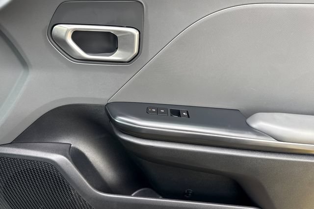 Certified 2025 Kia K4 FWD image 21