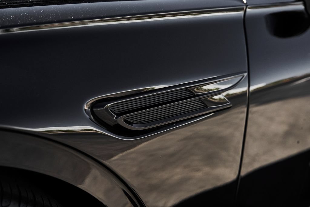 Used 2024 Bentley Flying Spur V8 AWD/4WD image 8