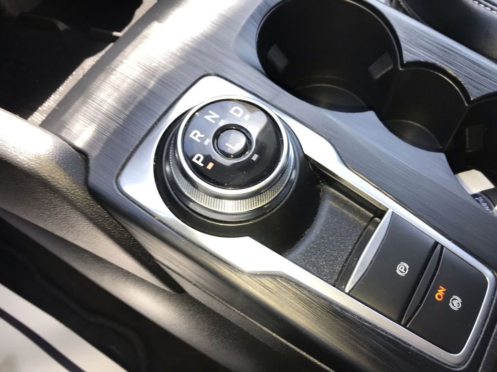 Used 2025 Ford Escape Platinum AWD/4WD image 19