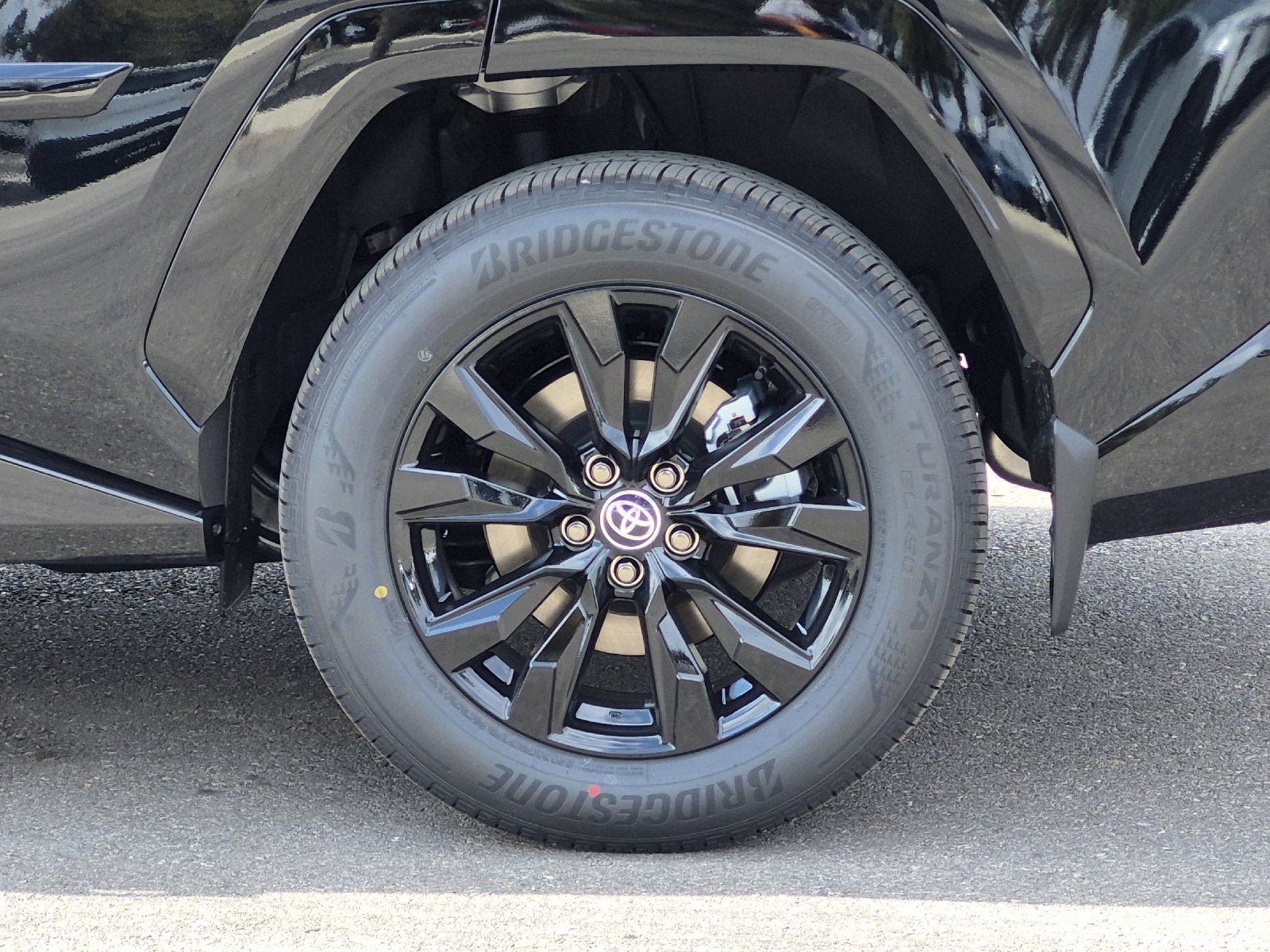 New 2026 Toyota RAV4 SE AWD/4WD image 32