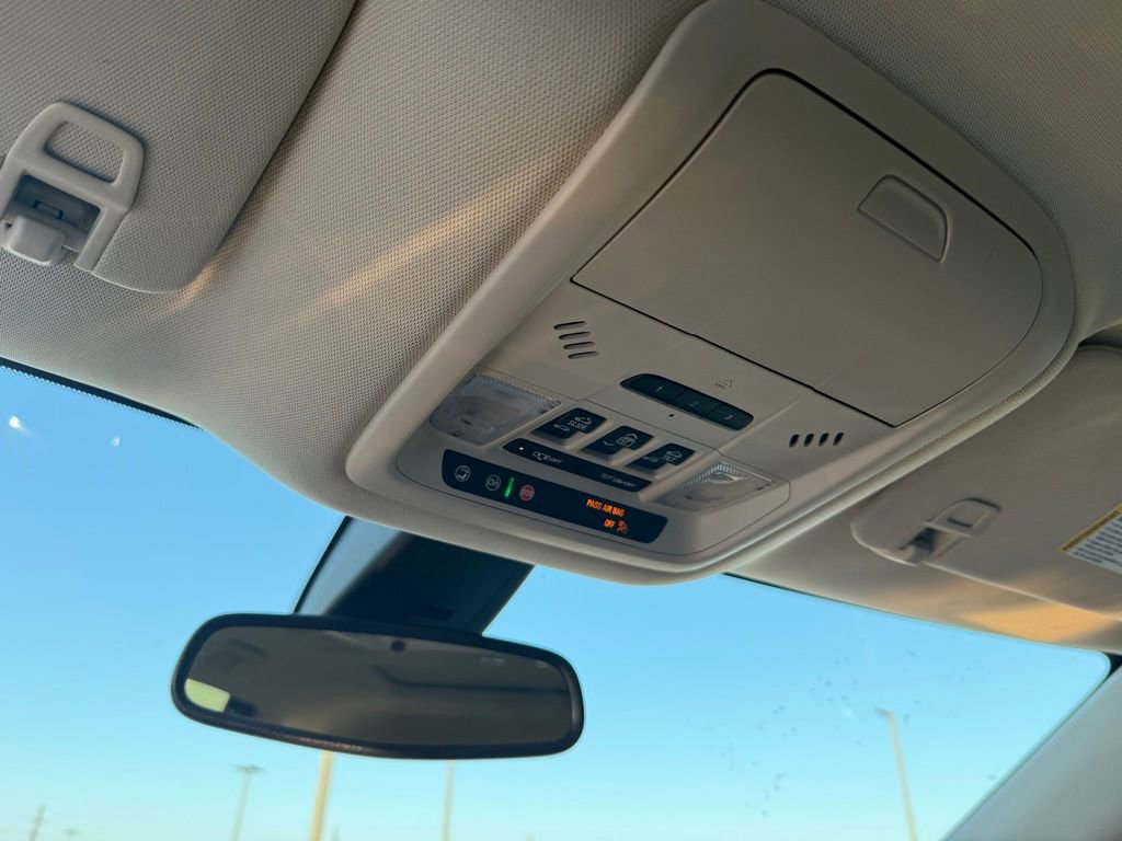 Used 2024 Buick Enclave Essence w/ Experience Buick Package image 22