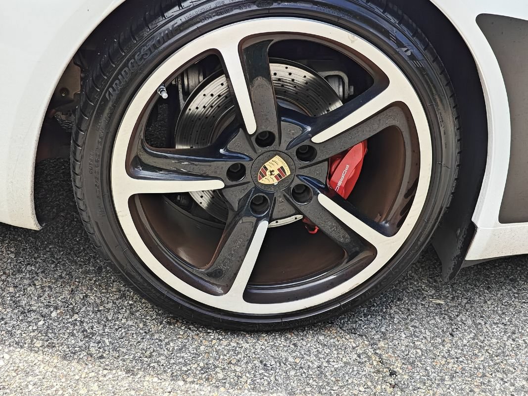 Used 2015 Porsche 911 Carrera S RWD image 11