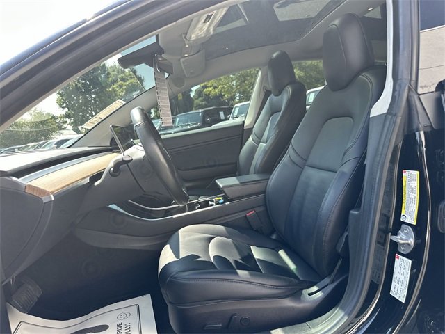 Used 2018 Tesla Model 3 Long Range image 12