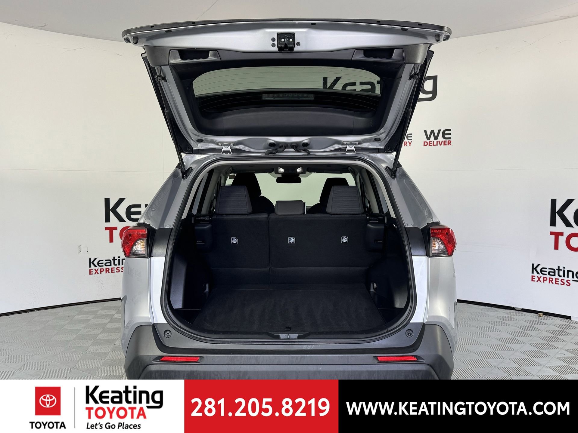 Certified 2025 Toyota RAV4 LE image 19