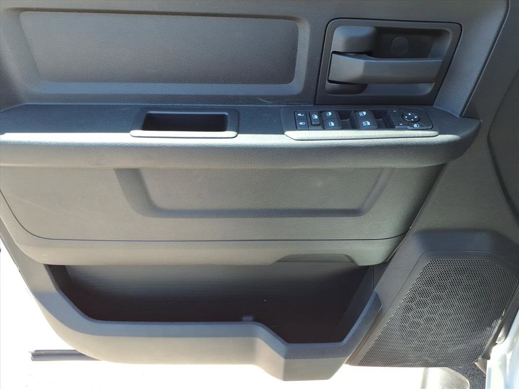 New 2026 RAM 5500 Tradesman w/ Chrome Appearance Group AWD/4WD image 27