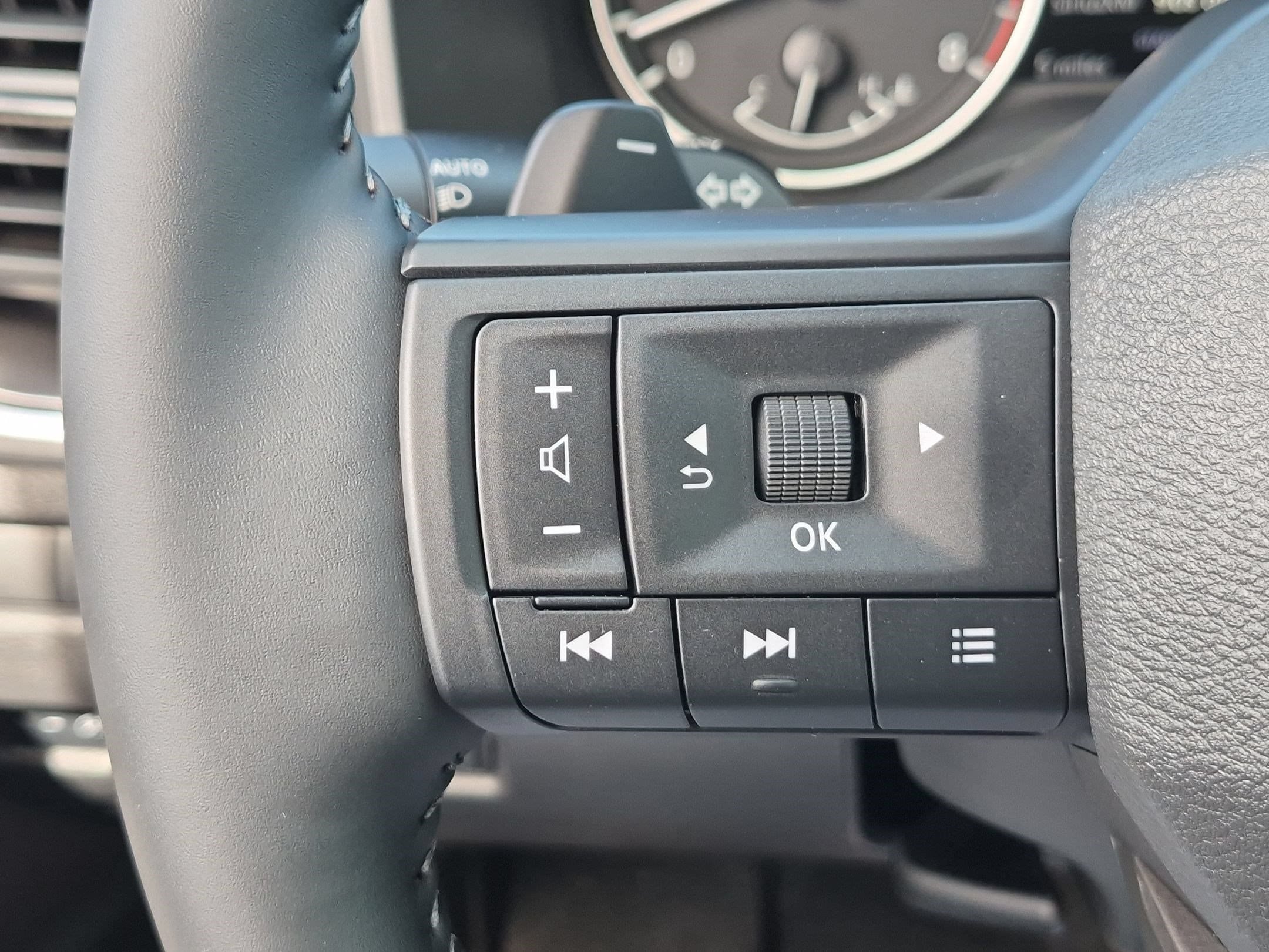 New 2026 Nissan Rogue Dark Armor FWD image 18
