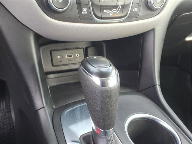 Used 2021 Chevrolet Equinox LS w/ LPO, Floor Liner Package image 17