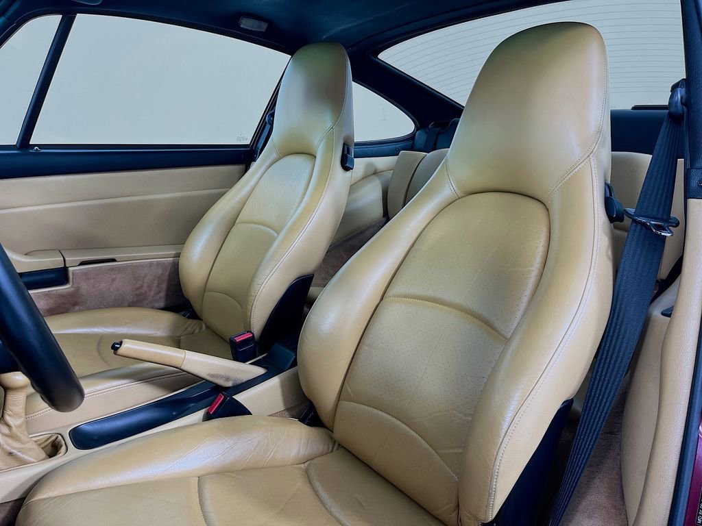 Used 1997 Porsche 911 Carrera RWD image 4