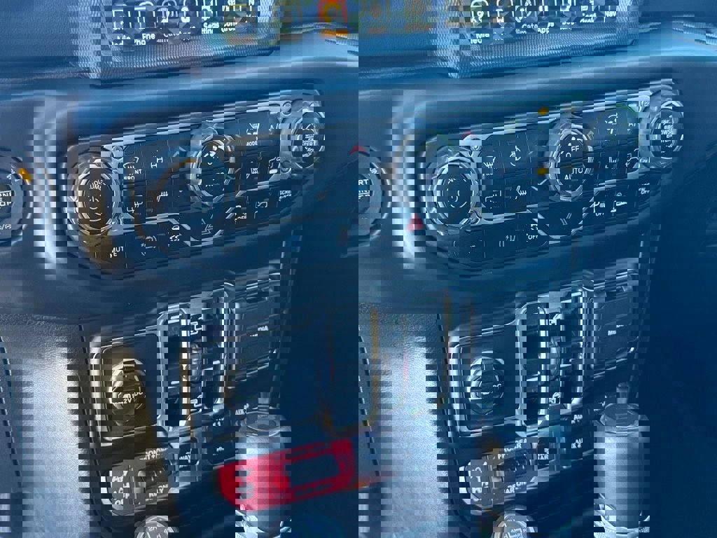 Used 2021 Jeep Wrangler Unlimited Rubicon 4xe w/ Cold Weather Group image 22