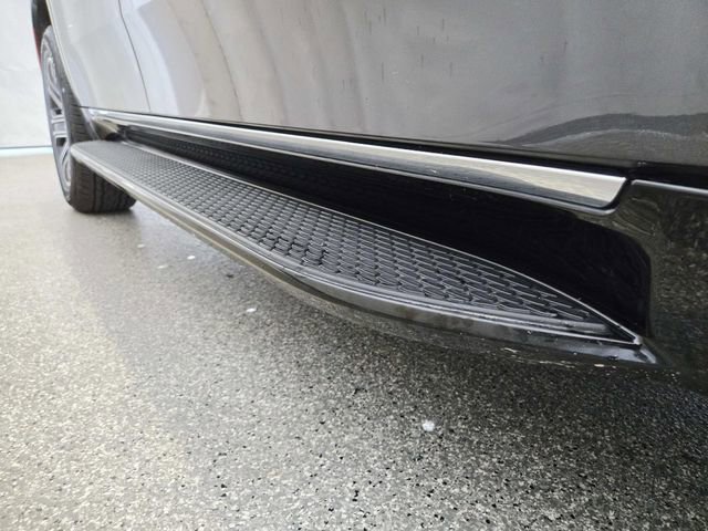 Used 2023 Jeep Wagoneer Base w/ Premium Group I image 16