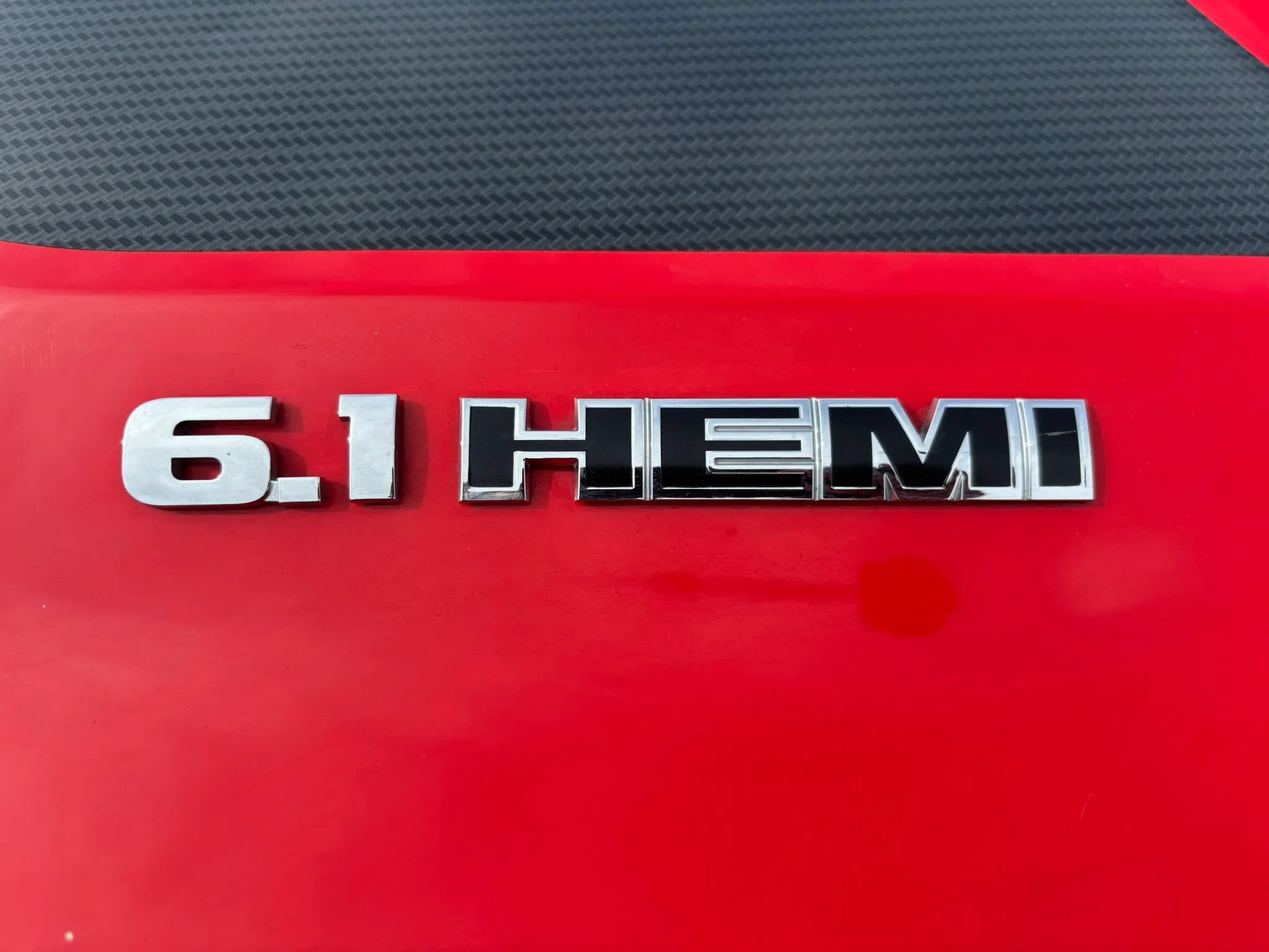 Used 2010 Dodge Challenger SRT8 w/ SRT Option Group II RWD image 4