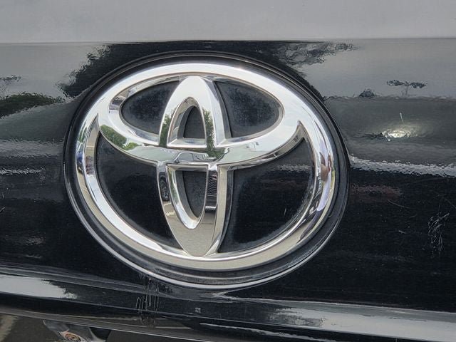 Used 2020 Toyota Highlander Limited FWD image 35