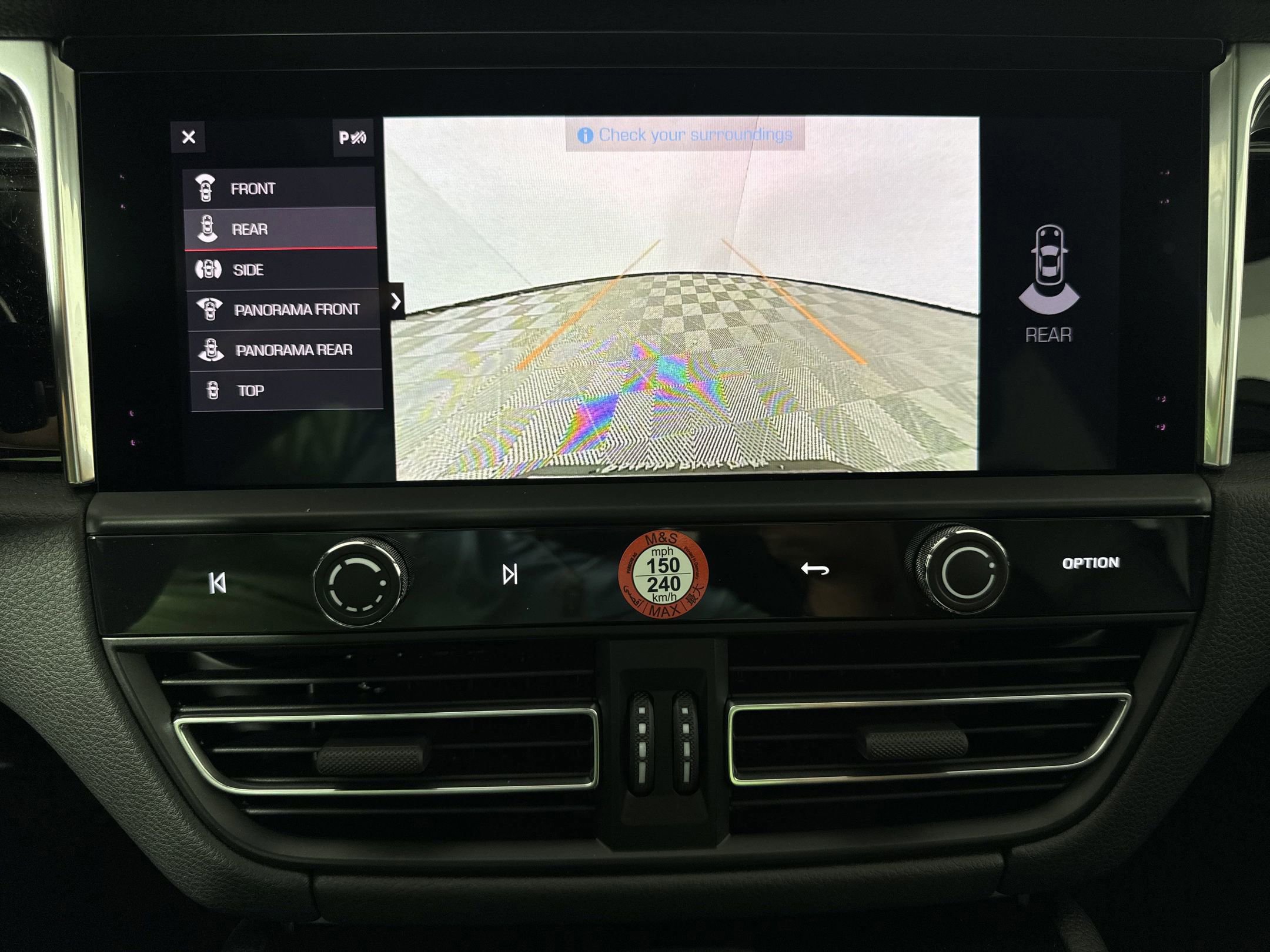 Certified 2025 Porsche Macan image 26