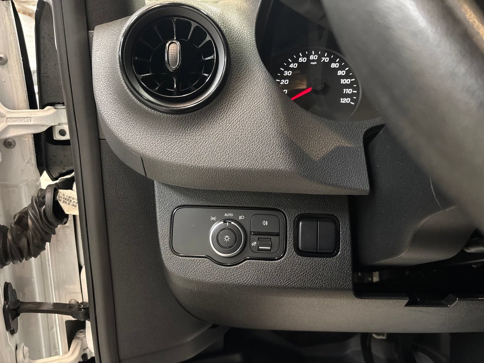 Used 2019 Mercedes-Benz Sprinter 4x4 144 image 16