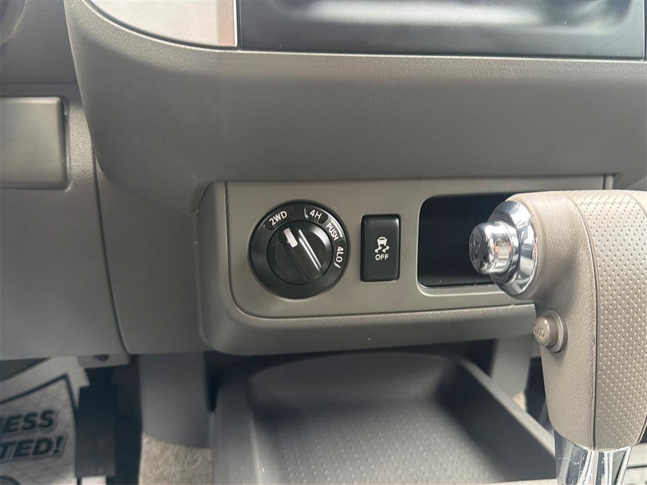 Used 2018 Nissan Frontier SV AWD/4WD image 19