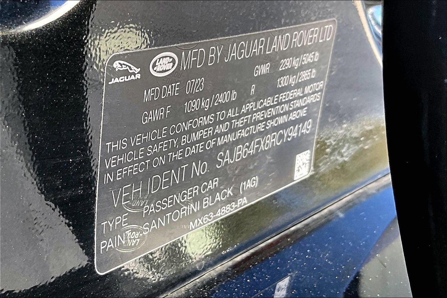 Used 2024 Jaguar XF R-Dynamic SE image 34