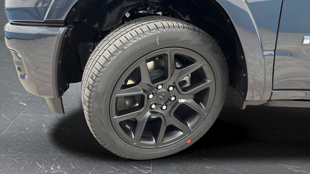 New 2026 RAM 1500 Laramie AWD/4WD image 41