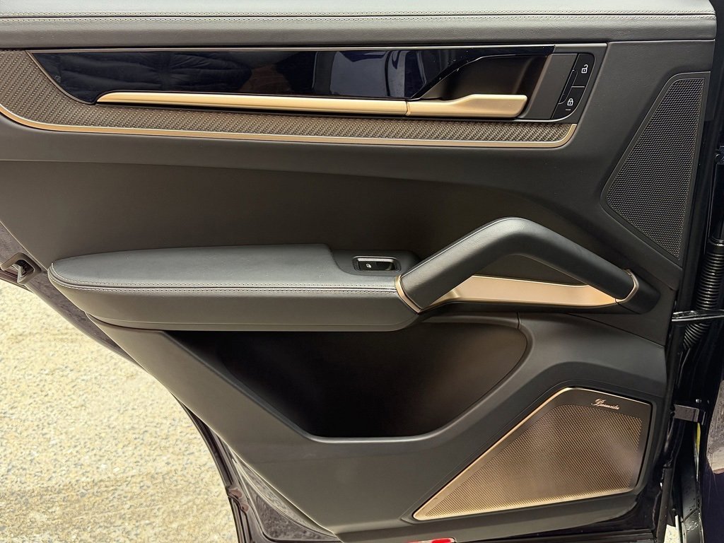 Certified 2025 Porsche Cayenne Turbo GT image 22