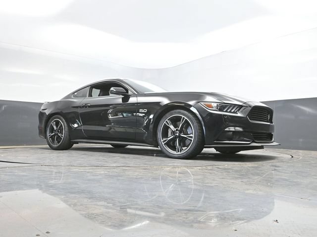 Used 2016 Ford Mustang GT Premium w/ Equipment Group 401A RWD image 44
