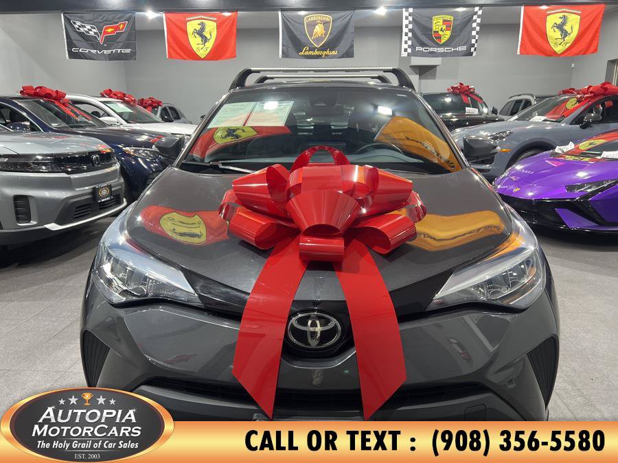 Used 2022 Toyota C-HR XLE FWD image 10