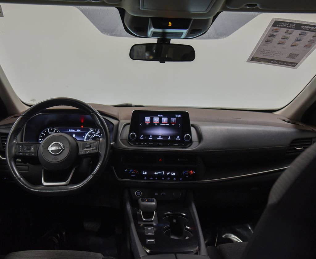 Used 2022 Nissan Rogue S image 27