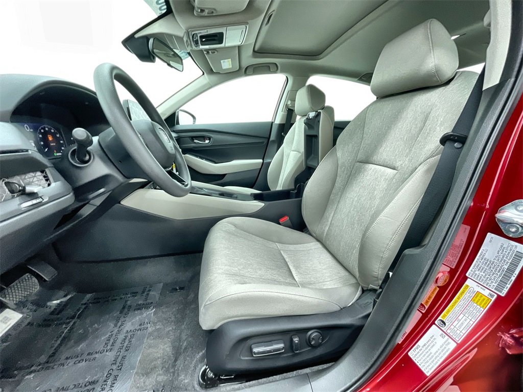 New 2025 Honda Accord SE image 18