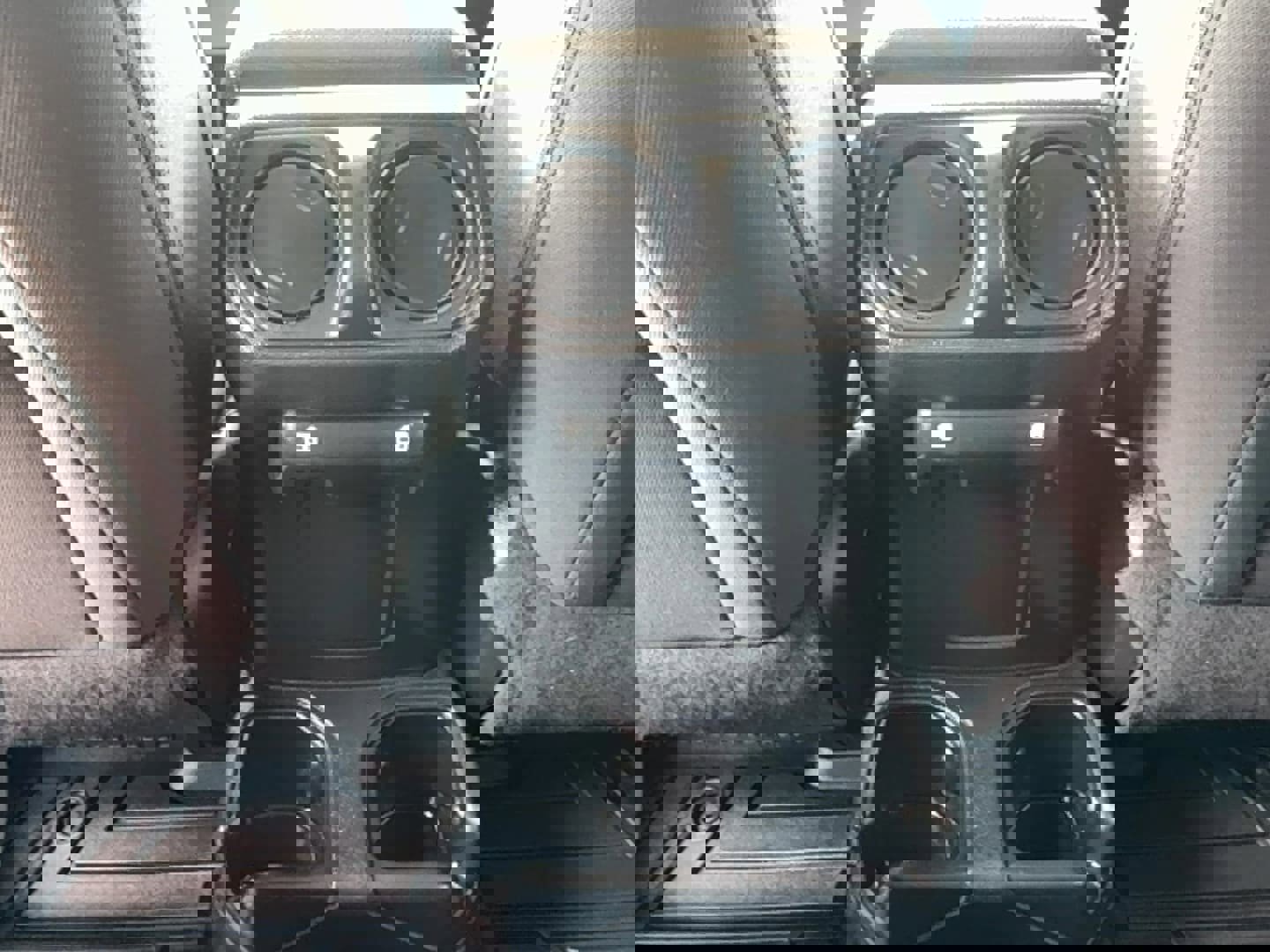 Used 2019 Jeep Wrangler Unlimited Sport S image 11