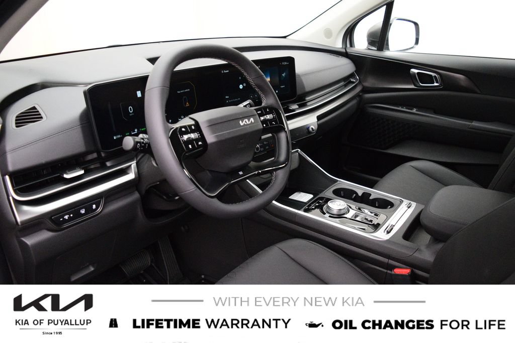 New 2027 Kia Carnival SX w/ Dark Edition Package FWD image 10