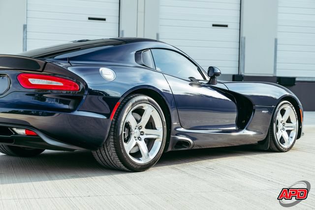 Used 2014 SRT Viper SRT-10 w/ Exterior Carbon Fiber Package RWD image 75