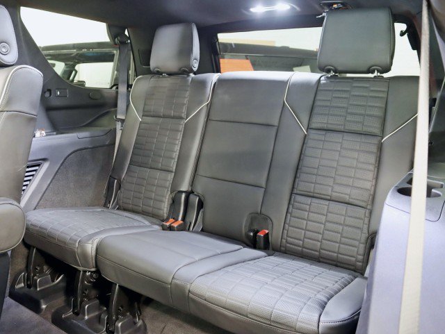Used 2025 Cadillac Escalade Sport Platinum w/ LPO, ONYX Package AWD/4WD image 39