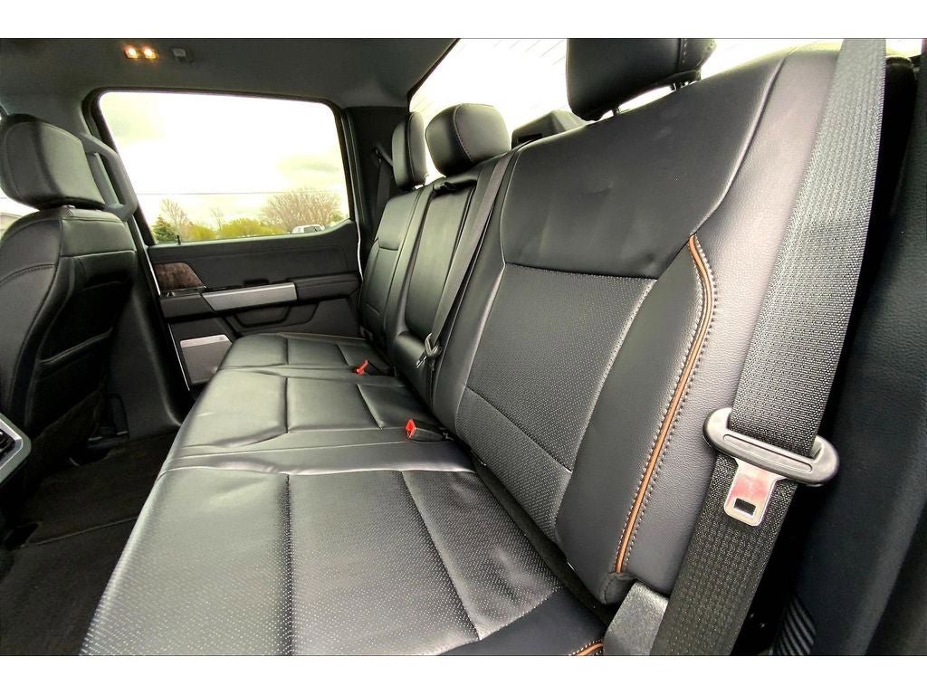 Used 2025 Ford F350 Lariat AWD/4WD image 27