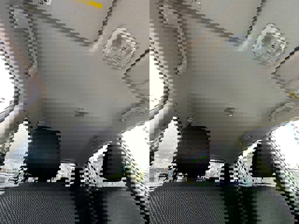 Used 2016 Subaru Crosstrek 2.0i Premium image 27