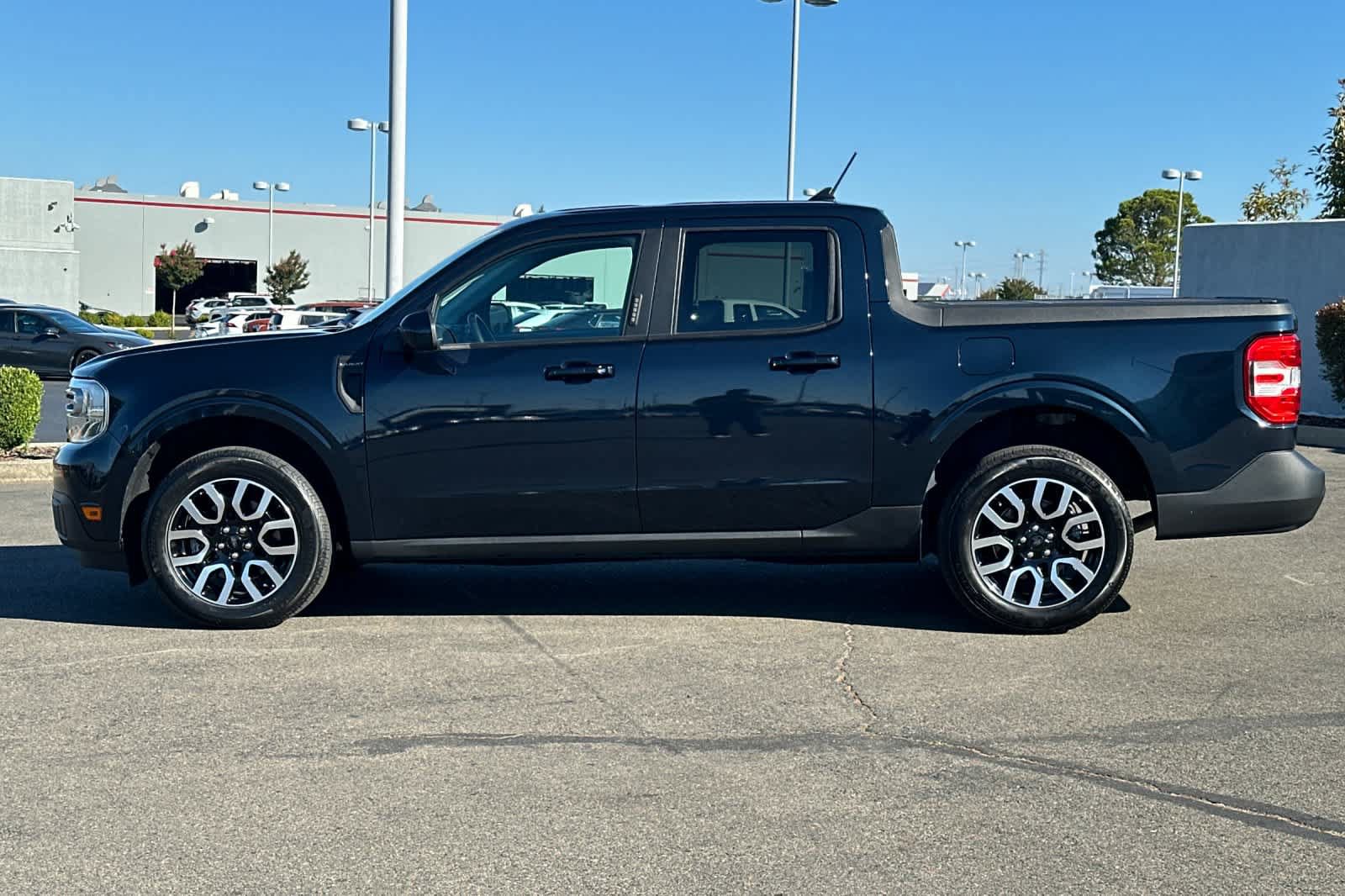 Used 2023 Ford Maverick Lariat w/ Lariat Luxury Package AWD/4WD image 9