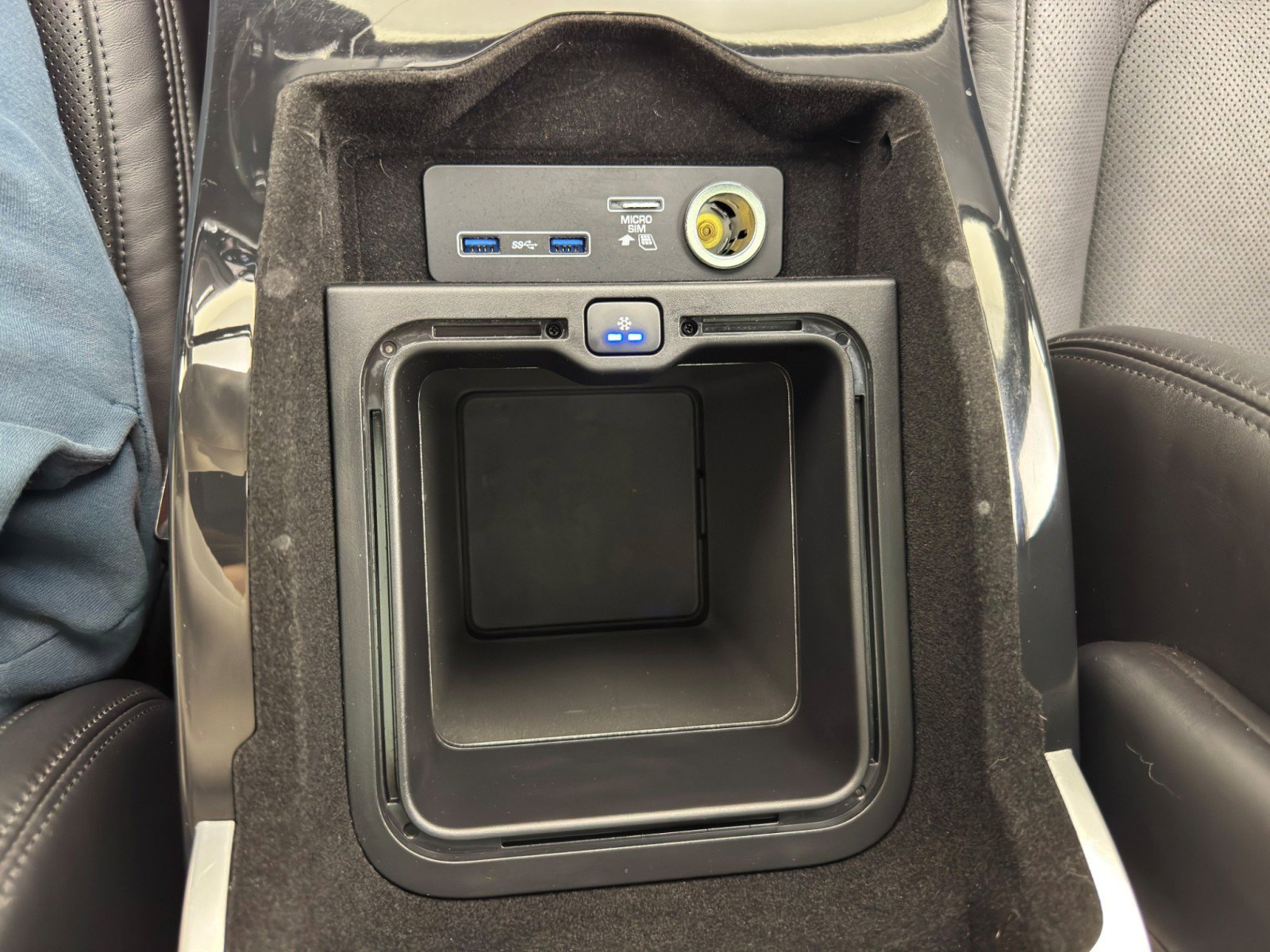 Used 2020 Land Rover Range Rover HSE image 39