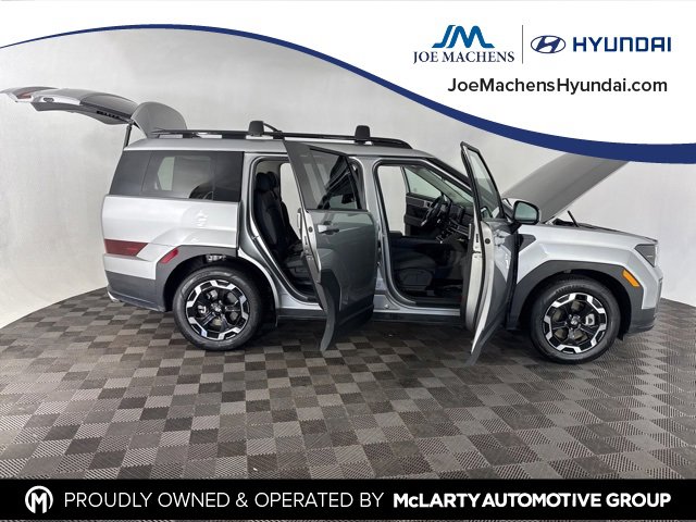 Used 2025 Hyundai Santa Fe SEL image 16
