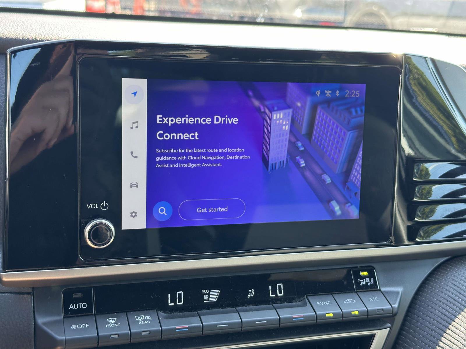 Used 2025 Toyota Camry SE image 24