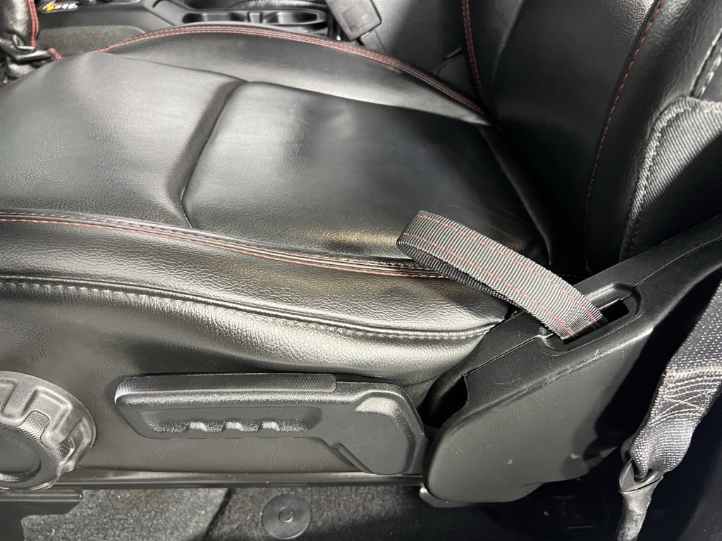 Used 2022 Jeep Wrangler Unlimited Rubicon w/ LED Lighting Group image 25