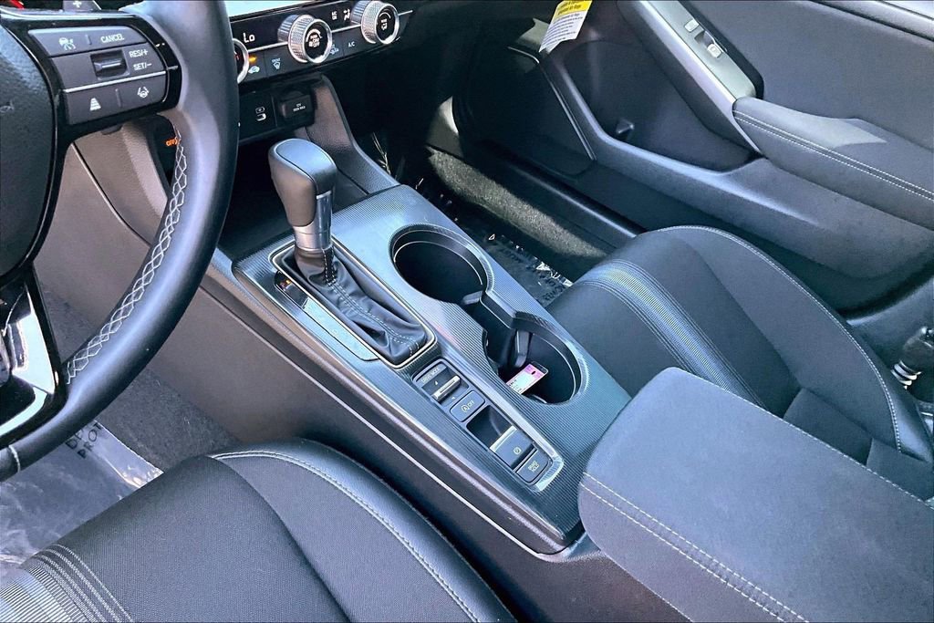 Used 2025 Honda Civic Sport image 10