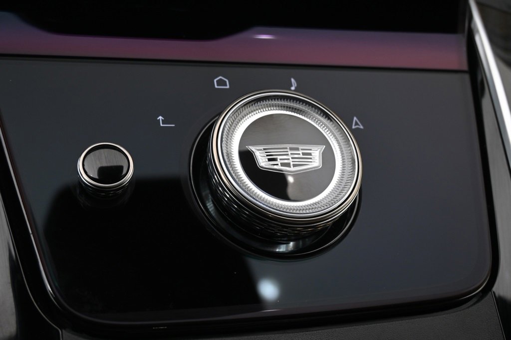 New 2025 Cadillac Escalade IQ Luxury 2 image 34