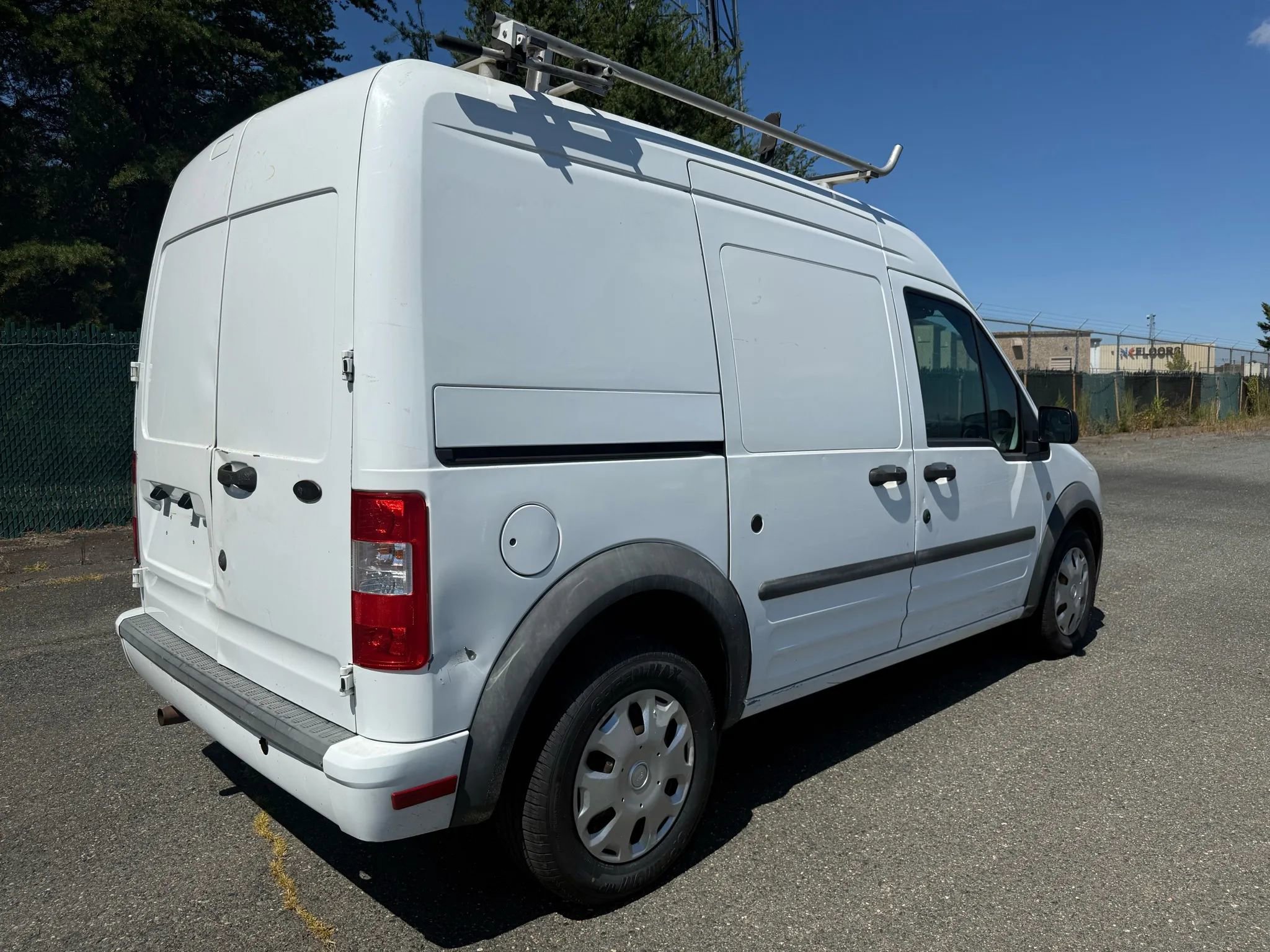 Used 2012 Ford Transit Connect XLT FWD image 3