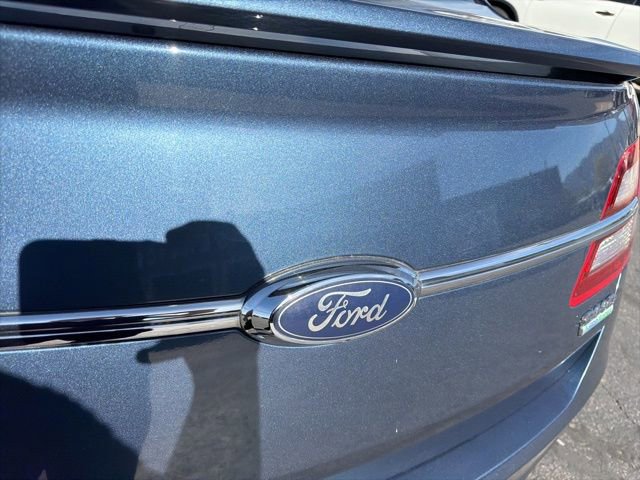 Used 2018 Ford Taurus SHO w/ Driver Assist Package image 27