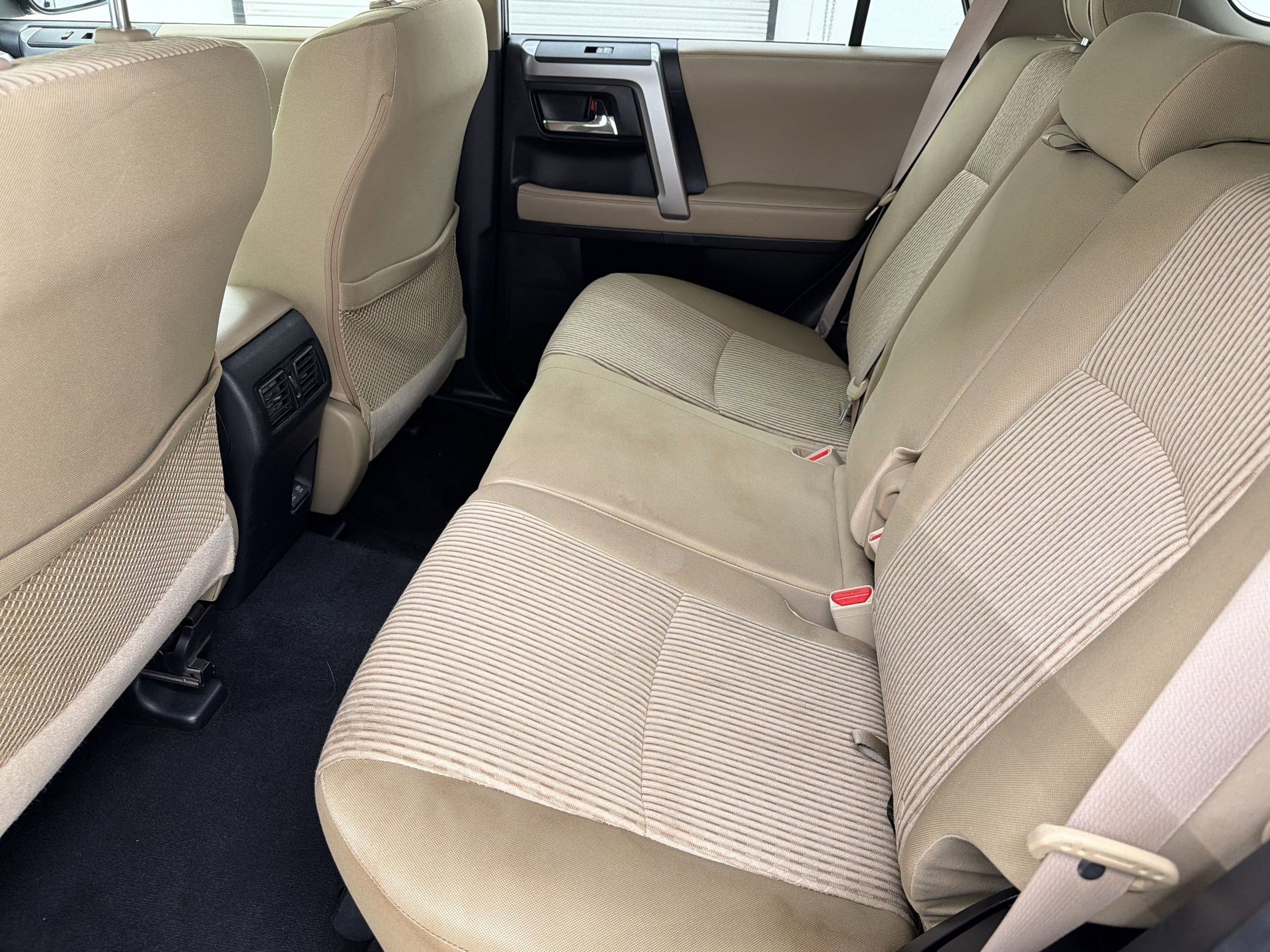 Used 2022 Toyota 4Runner SR5 AWD/4WD image 15