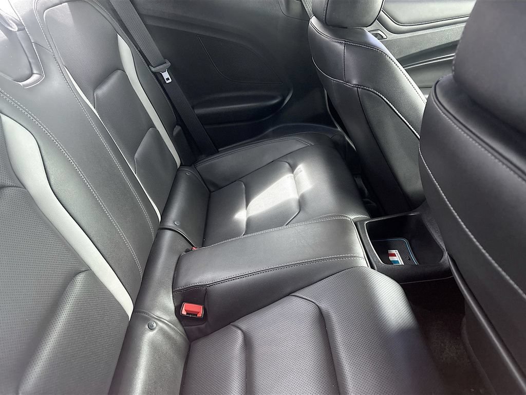 Used 2020 Chevrolet Camaro SS RWD image 27