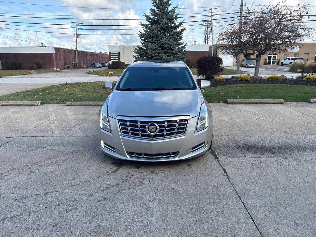 Used 2013 Cadillac XTS Premium image 2