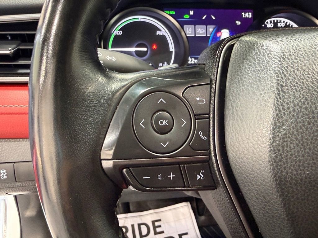 Used 2022 Toyota Camry XSE FWD image 22