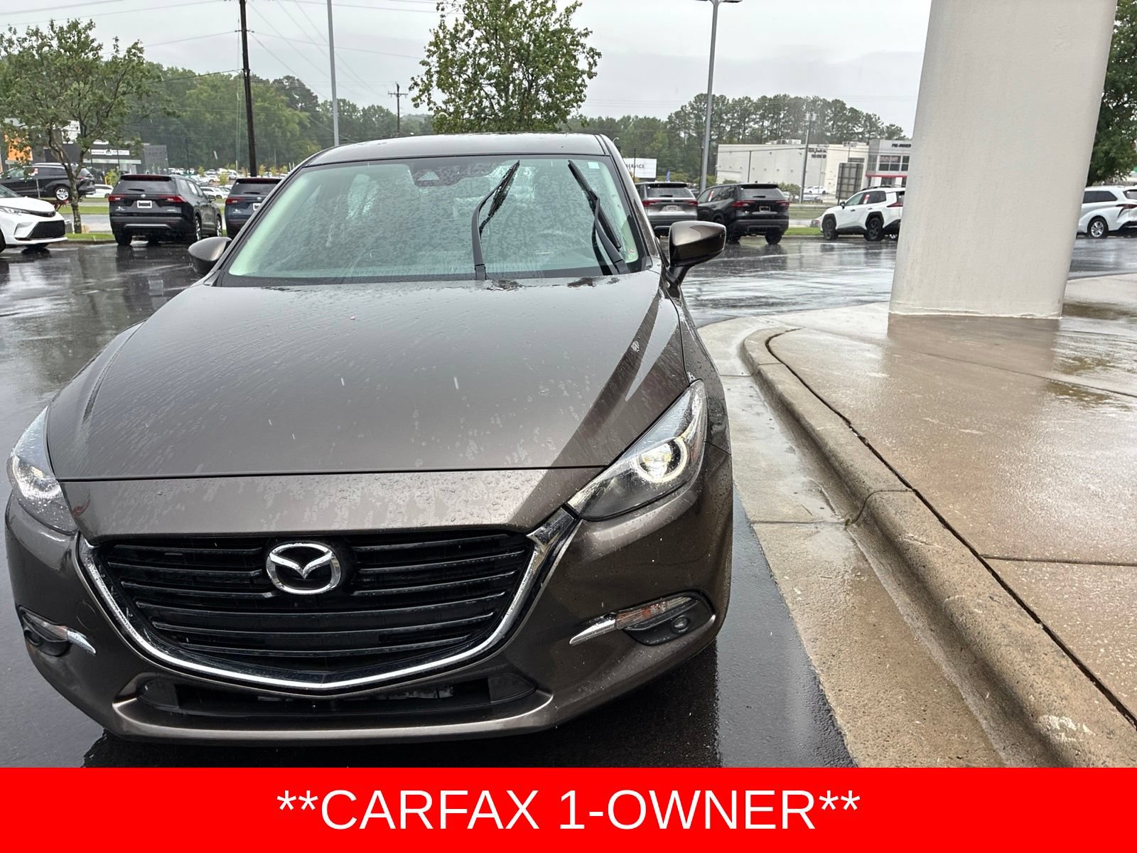 Used 2017 MAZDA MAZDA3 Grand Touring w/ Premium Equipment Package FWD image 1