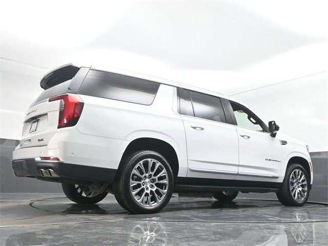 Used 2025 GMC Yukon XL Denali image 33
