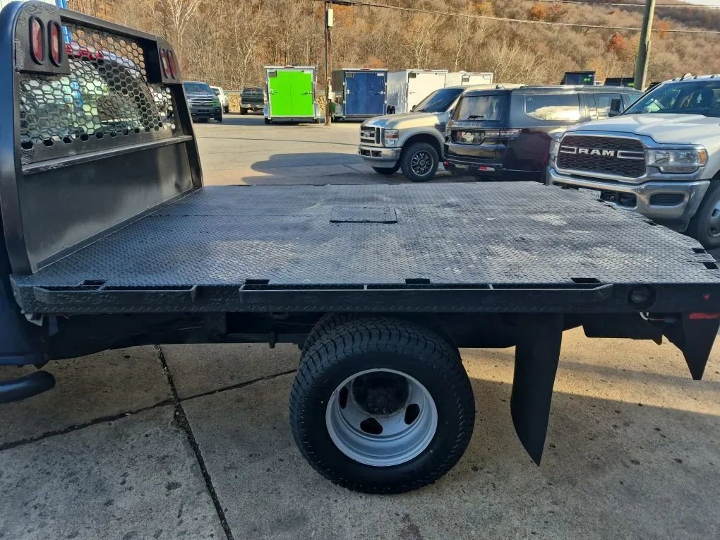 Used 2017 Chevrolet Silverado 3500 W/T w/ WT Convenience Package image 9