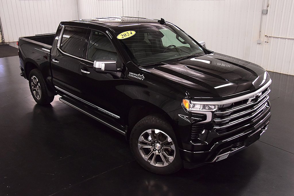Used 2024 Chevrolet Silverado 1500 High Country w/ Z71 Off-Road Package image 10